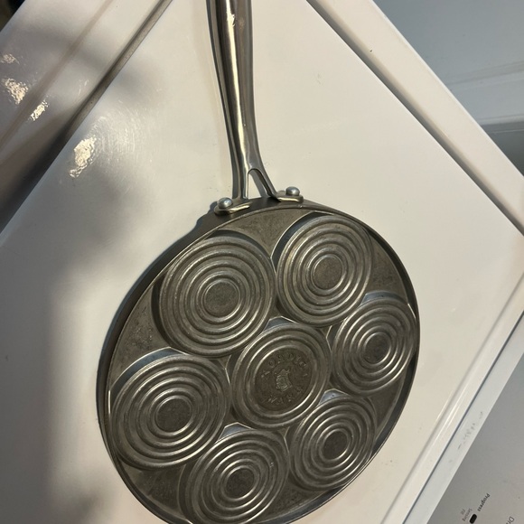 NORDIC WARE Non-Stick Silver Dollar Mini Waffle Griddle Pan Makes 7 Waffles - Picture 4 of 4